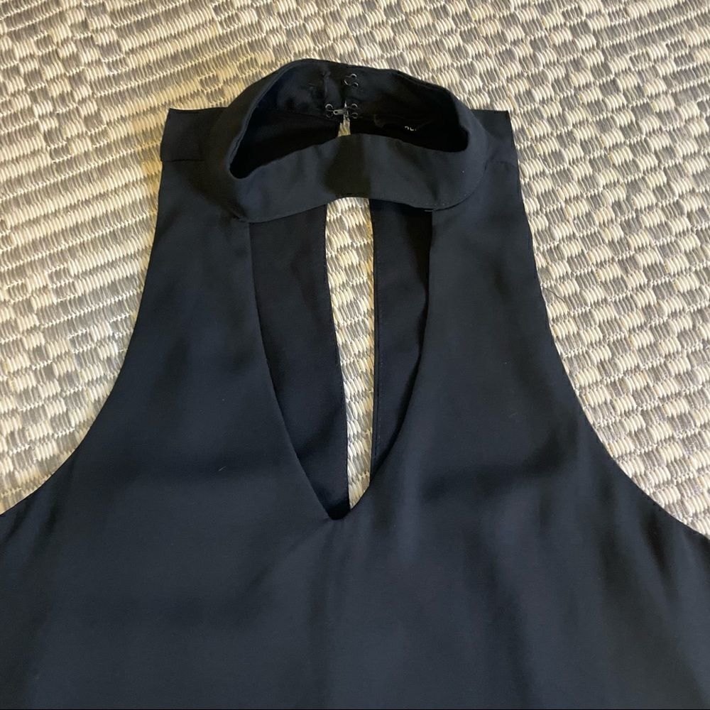 Black Oliviaceous Sleeveless Dress - Picture 2 of 5